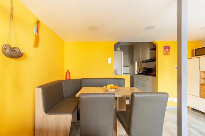 Hideaway With Balcony On Balzac Boedapest
